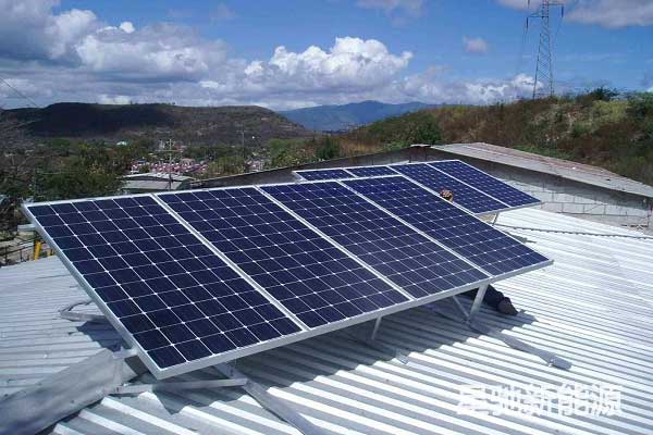 太陽能光伏發電造價一平方是多少